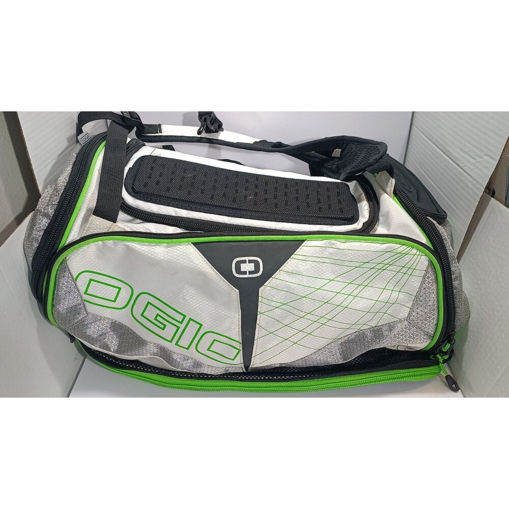 OGIO  Sports Bag Duffle Wet/Dry Armored Pocket 20"x11"x11"